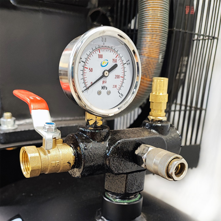 Průmyslový kompresor 200l, 4kW/400V, 10bar