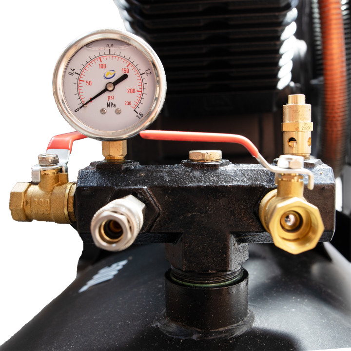 Průmyslový vzduchový kompresor, 500l, 7.5kW/400V, 12.5bar