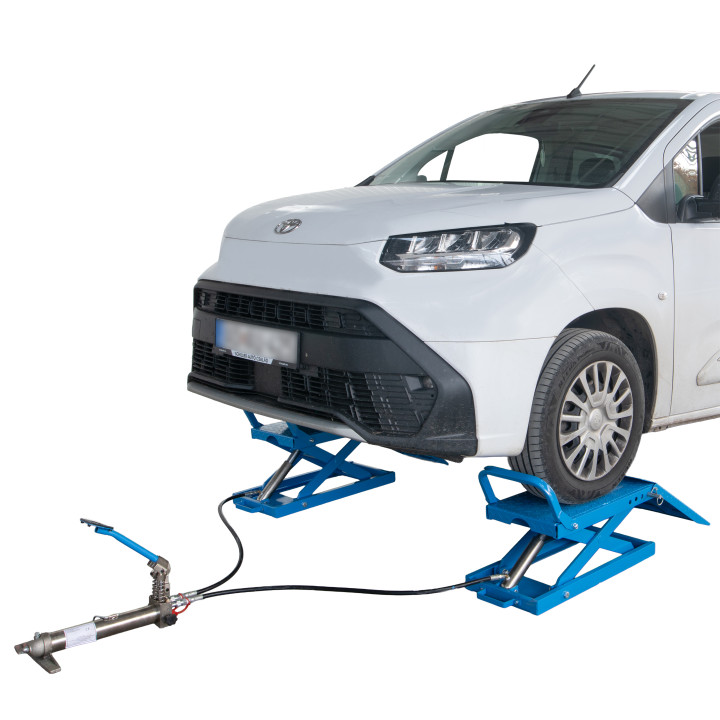 Hydraulická rampa pro zvedání automobilů, 1,36 t