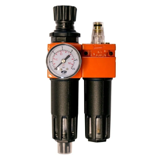 Odlučovač, maznice a regulátor 1/4", 12bar